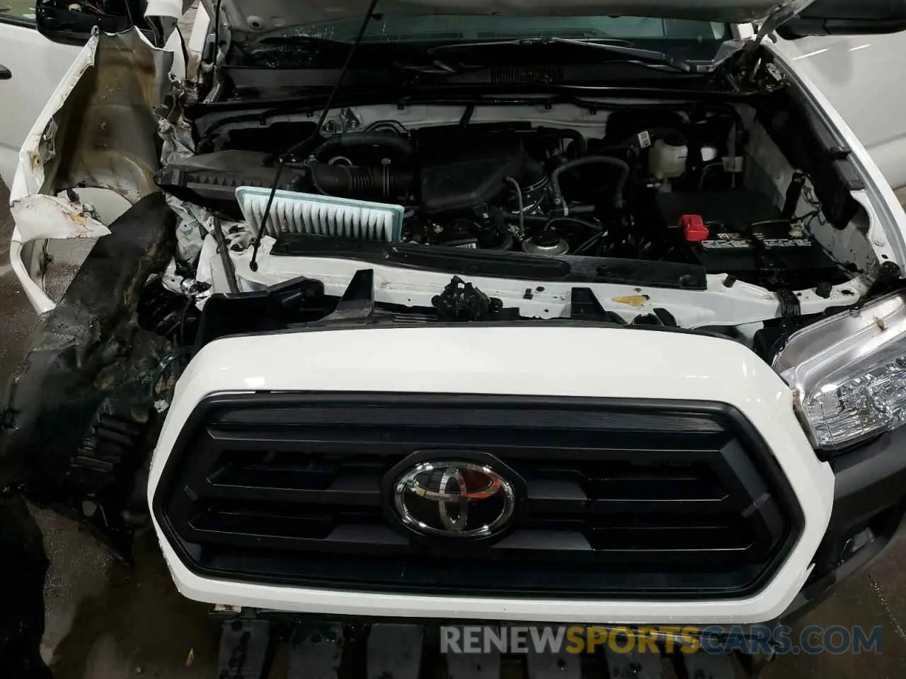11 Photograph of a damaged car 3TYRX5GN6NT053893 TOYOTA TACOMA 2022