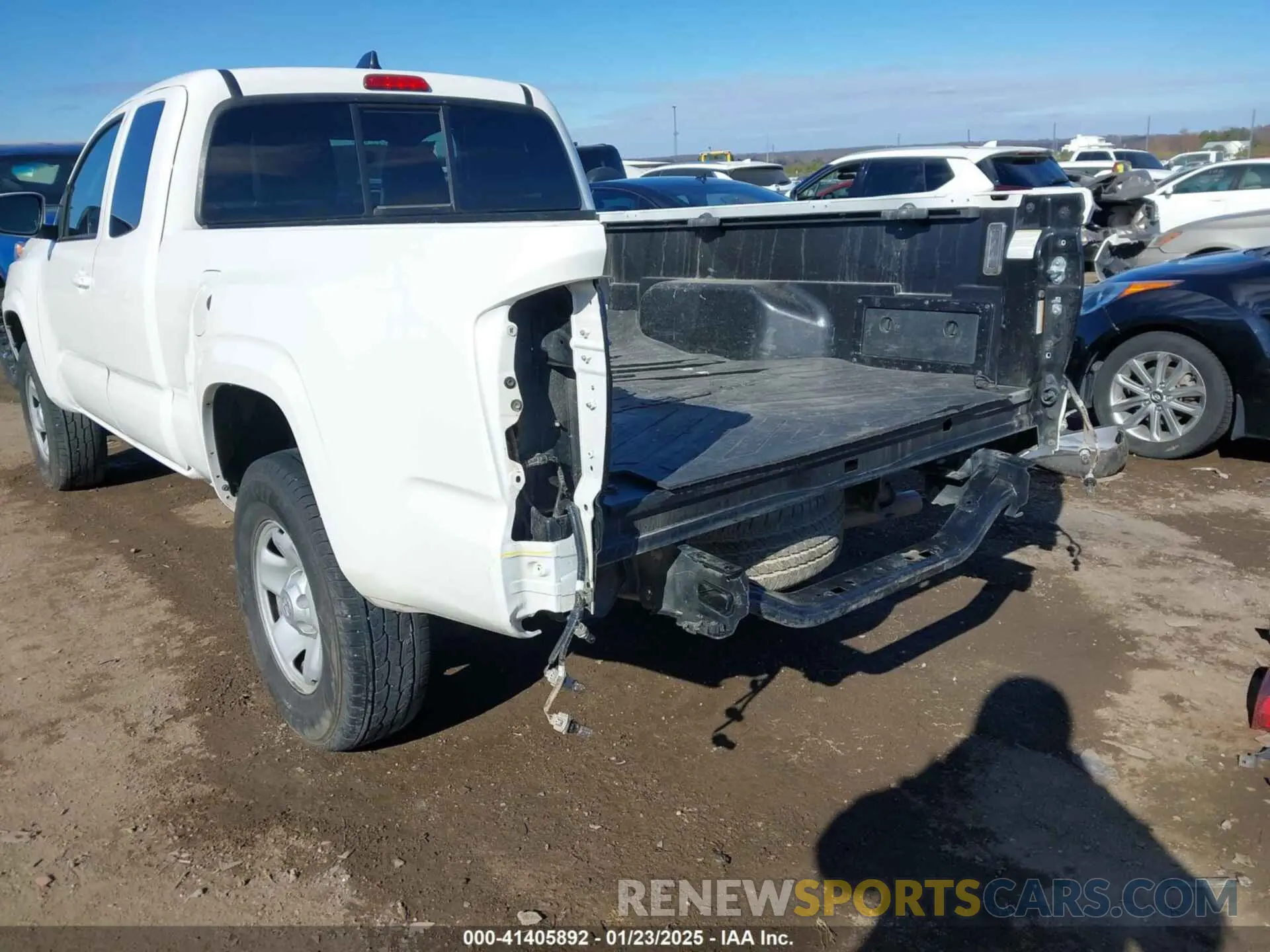 6 Photograph of a damaged car 3TYRX5GN8NT046105 TOYOTA TACOMA 2022