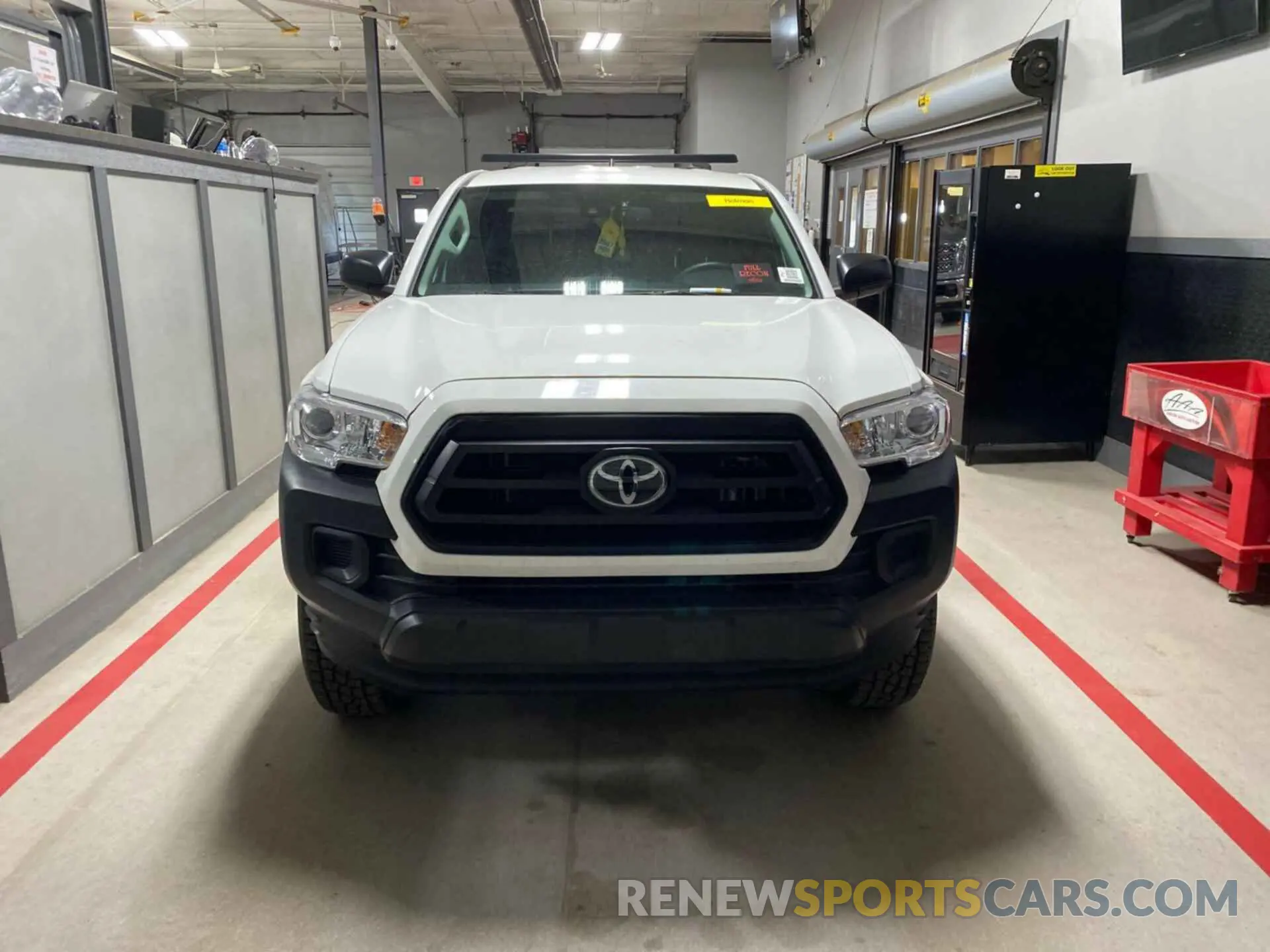 17 Photograph of a damaged car 3TYRX5GN8NT059730 TOYOTA TACOMA 2022