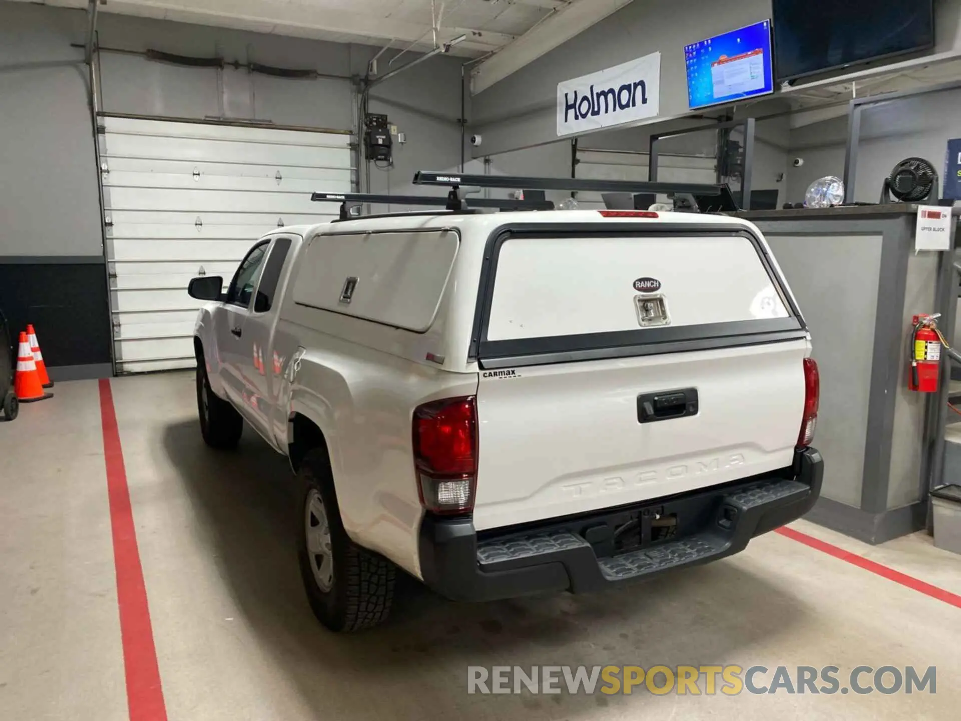 2 Photograph of a damaged car 3TYRX5GN8NT059730 TOYOTA TACOMA 2022