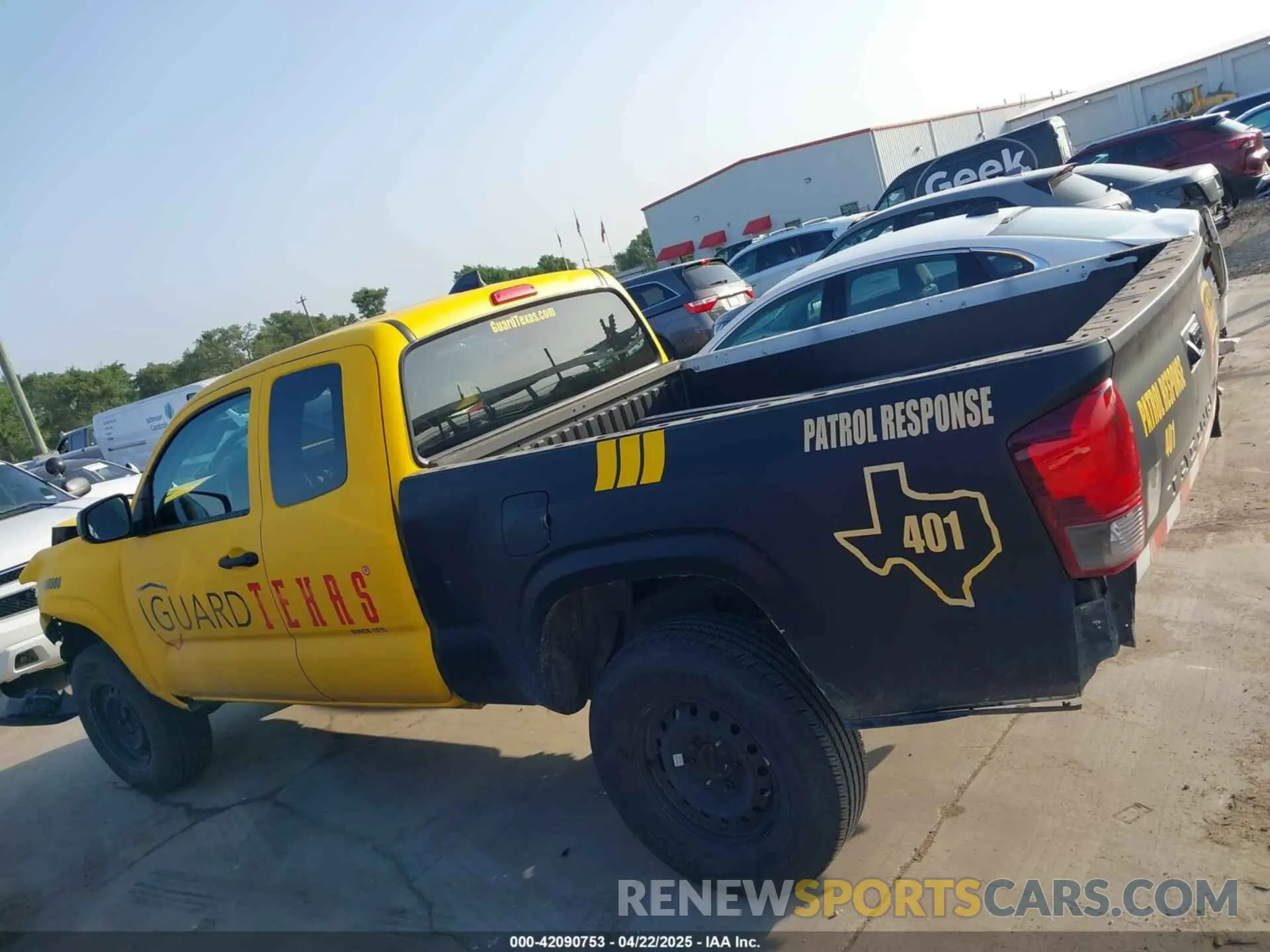15 Photograph of a damaged car 3TYRX5GNXNT038474 TOYOTA TACOMA 2022