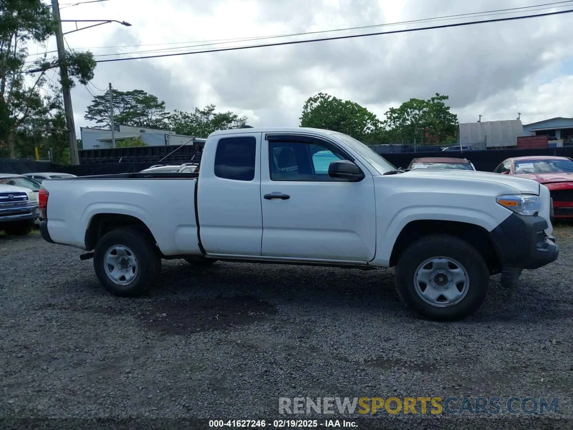 13 Photograph of a damaged car 3TYRX5GNXNT040452 TOYOTA TACOMA 2022