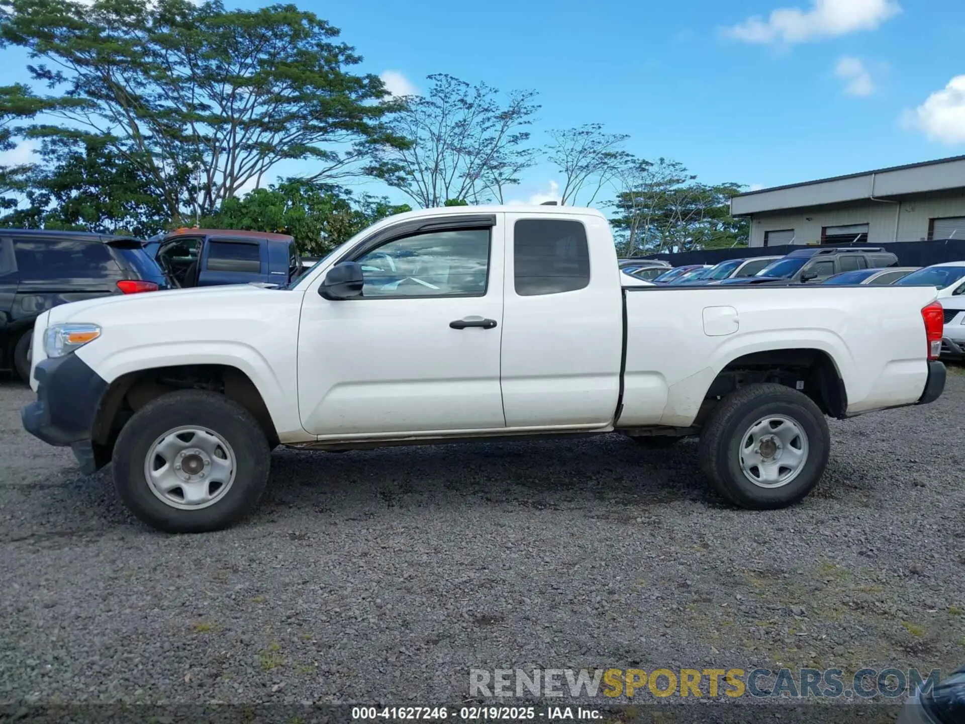 14 Photograph of a damaged car 3TYRX5GNXNT040452 TOYOTA TACOMA 2022