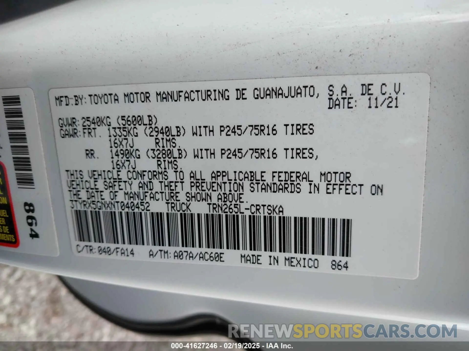 9 Photograph of a damaged car 3TYRX5GNXNT040452 TOYOTA TACOMA 2022