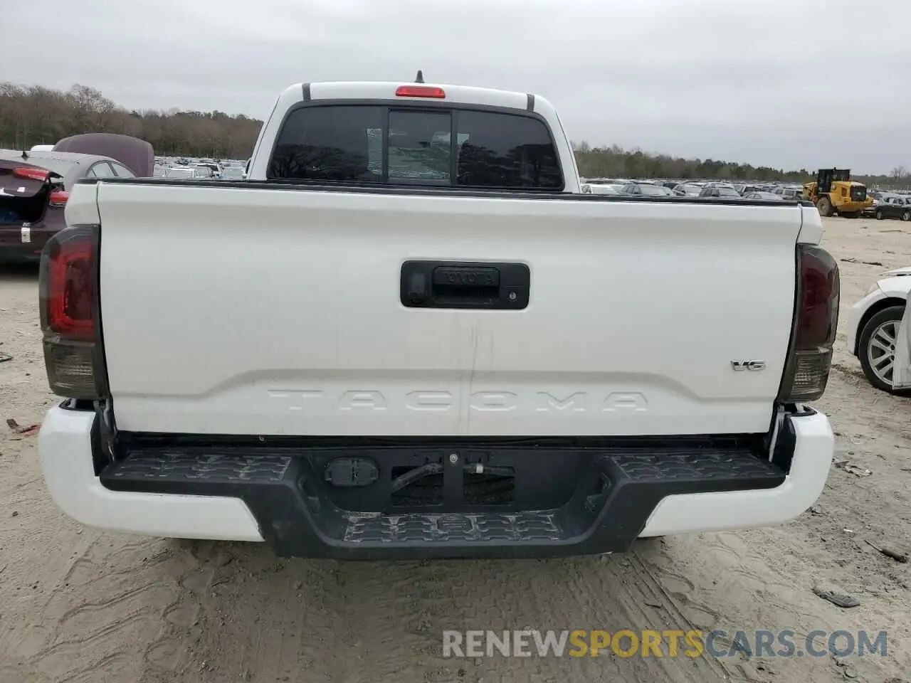 6 Photograph of a damaged car 3TYRZ5CN3NT018602 TOYOTA TACOMA 2022