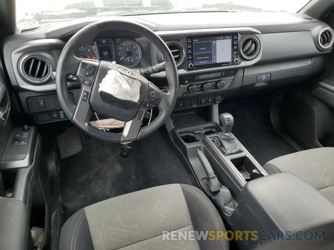 8 Photograph of a damaged car 3TYRZ5CN3NT018602 TOYOTA TACOMA 2022
