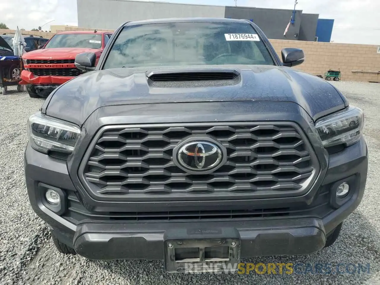5 Photograph of a damaged car 3TYRZ5CN9NT019141 TOYOTA TACOMA 2022