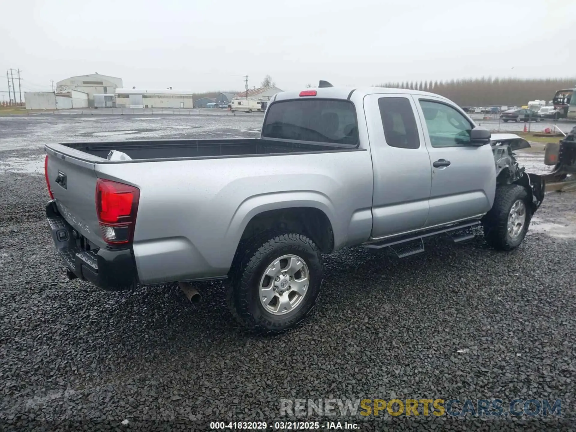 4 Photograph of a damaged car 3TYSX5EN0NT014222 TOYOTA TACOMA 2022