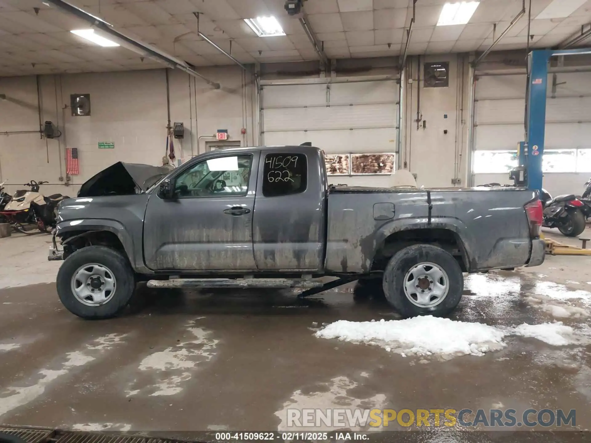 13 Photograph of a damaged car 3TYSX5EN1NT014066 TOYOTA TACOMA 2022