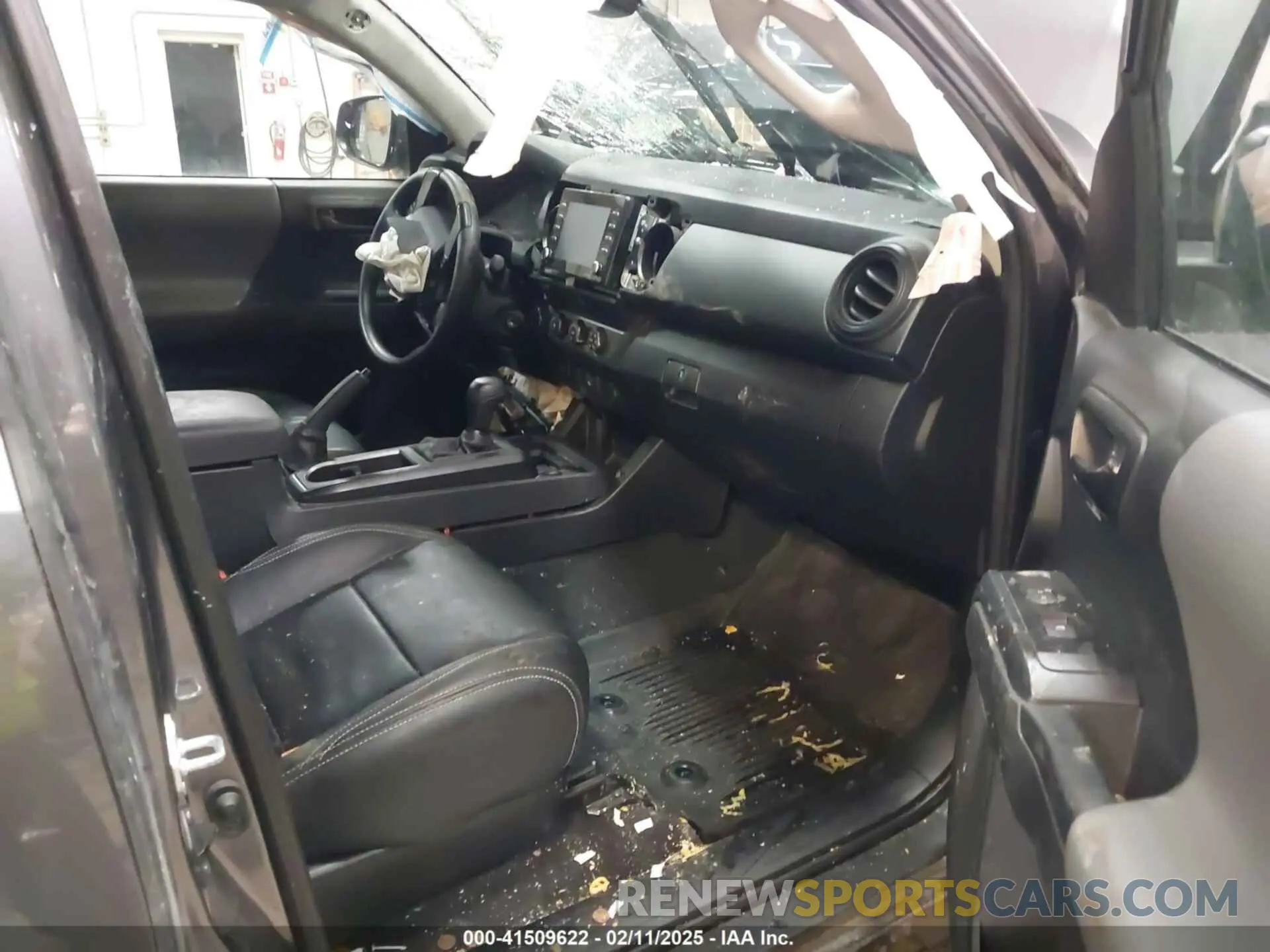 5 Photograph of a damaged car 3TYSX5EN1NT014066 TOYOTA TACOMA 2022