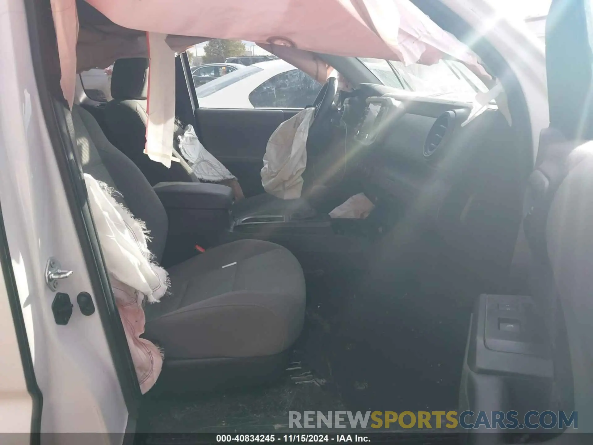 5 Photograph of a damaged car 3TYSX5EN2NT013881 TOYOTA TACOMA 2022