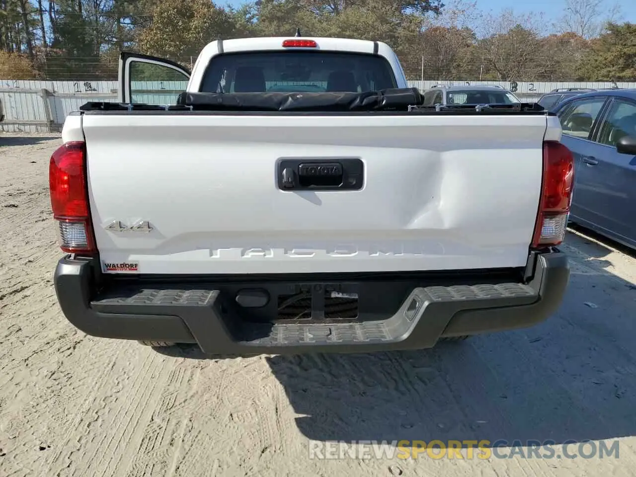 6 Photograph of a damaged car 3TYSX5EN4NT011047 TOYOTA TACOMA 2022