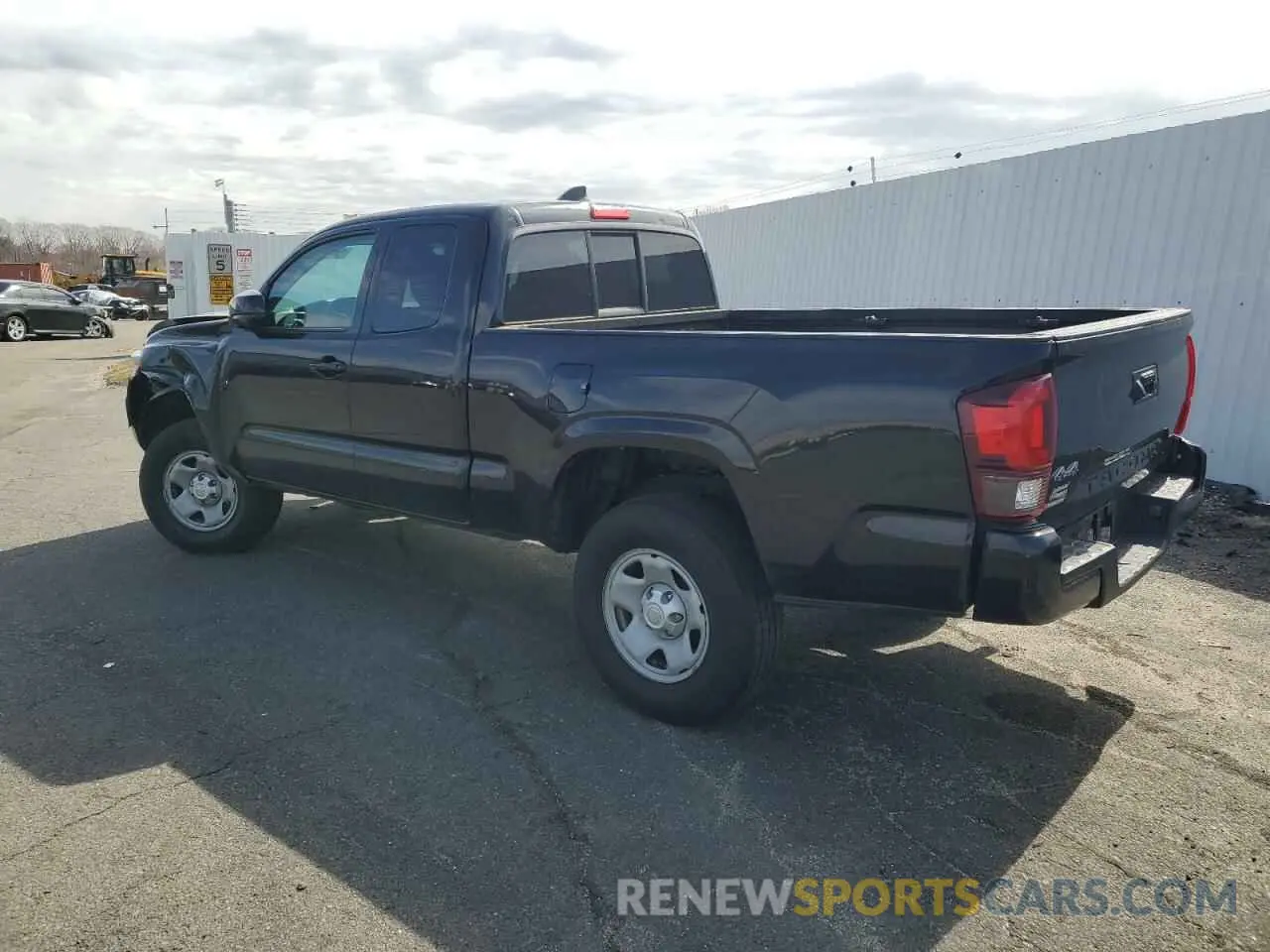 2 Photograph of a damaged car 3TYSX5EN4NT015194 TOYOTA TACOMA 2022