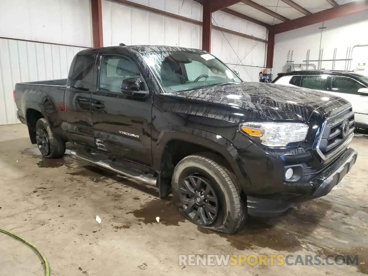 4 Photograph of a damaged car 3TYSX5EN6NT013141 TOYOTA TACOMA 2022