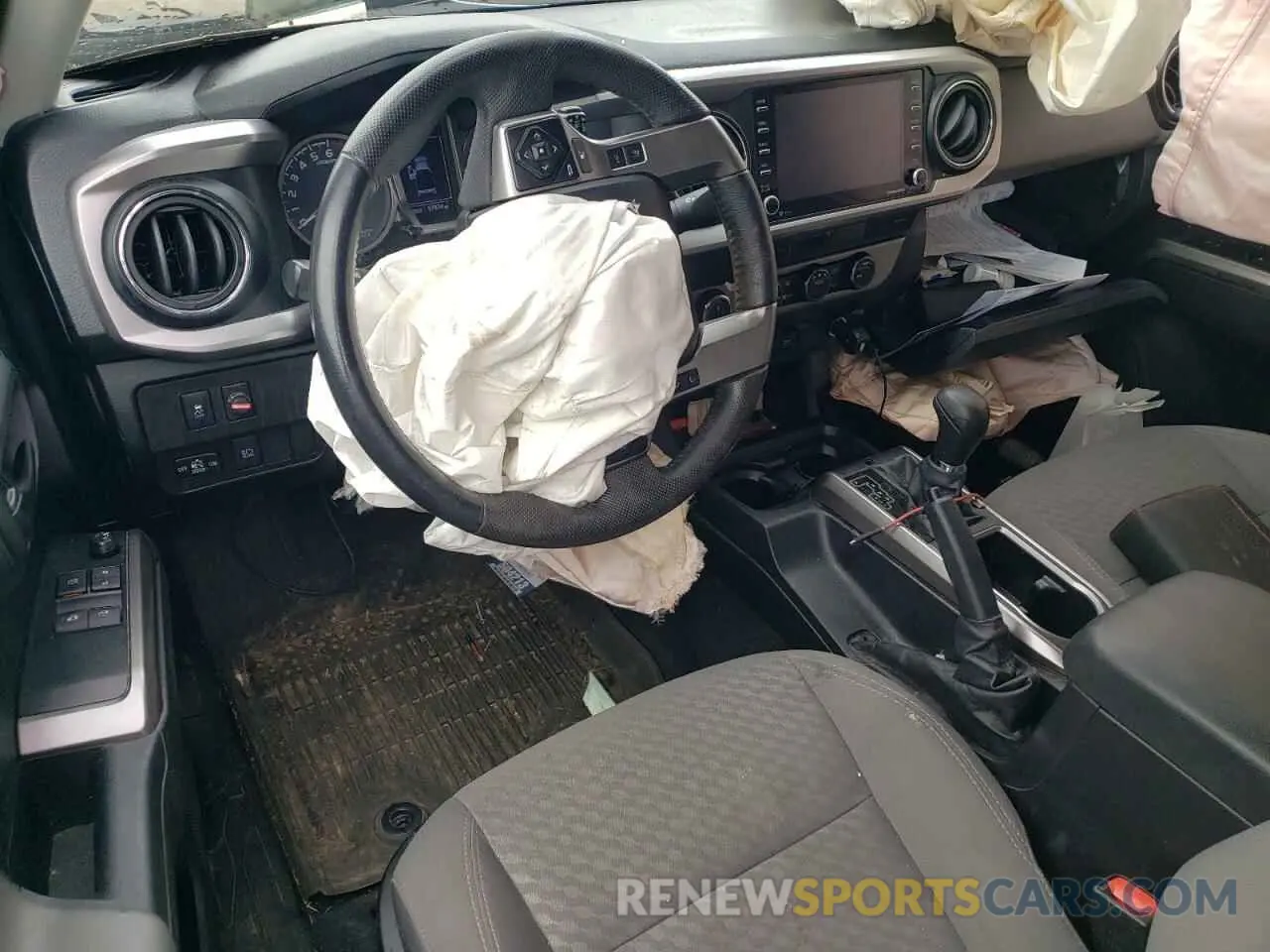 8 Photograph of a damaged car 3TYSZ5AN0NT090460 TOYOTA TACOMA 2022