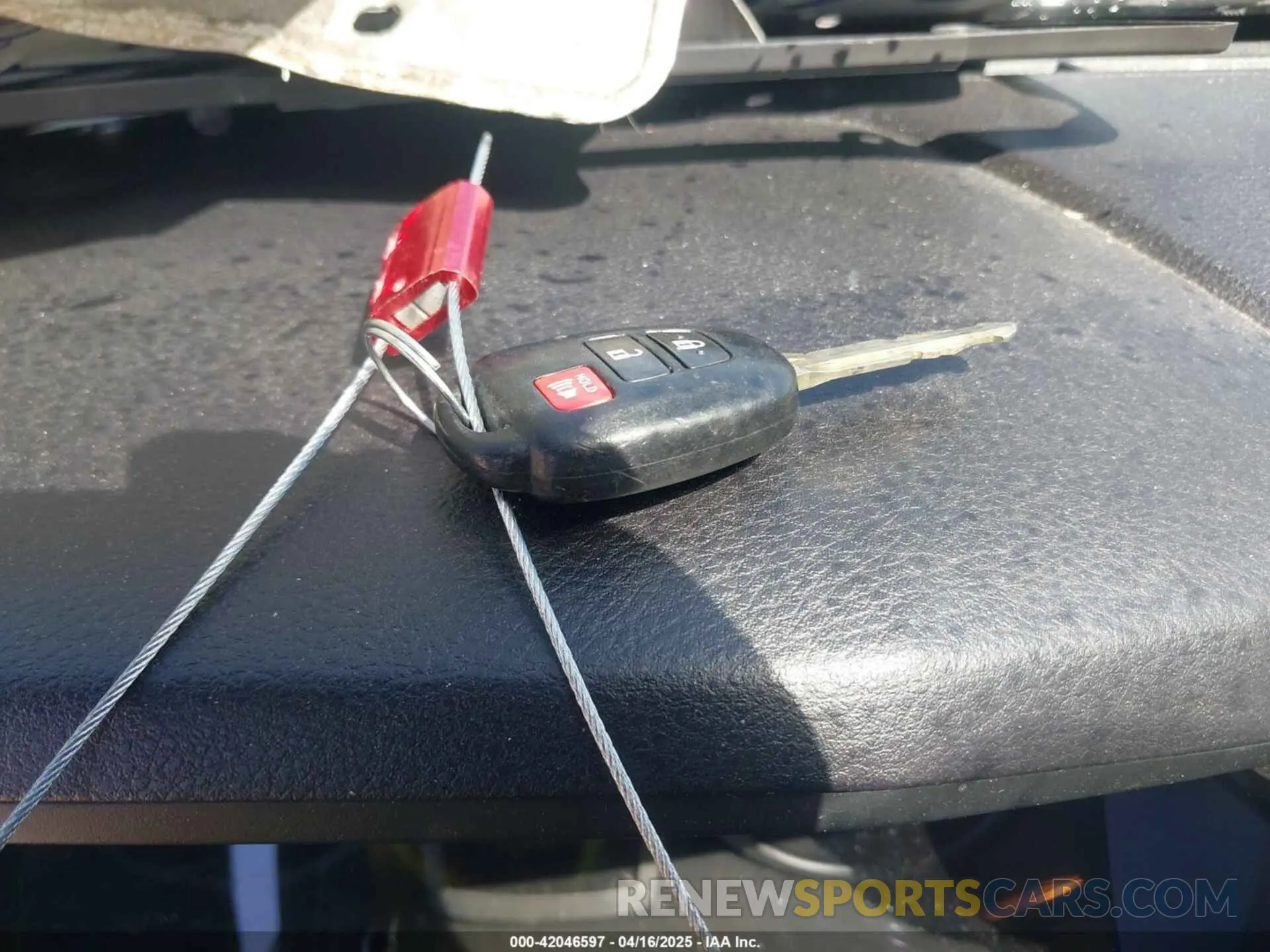 11 Photograph of a damaged car 3TYSZ5AN1NT076731 TOYOTA TACOMA 2022
