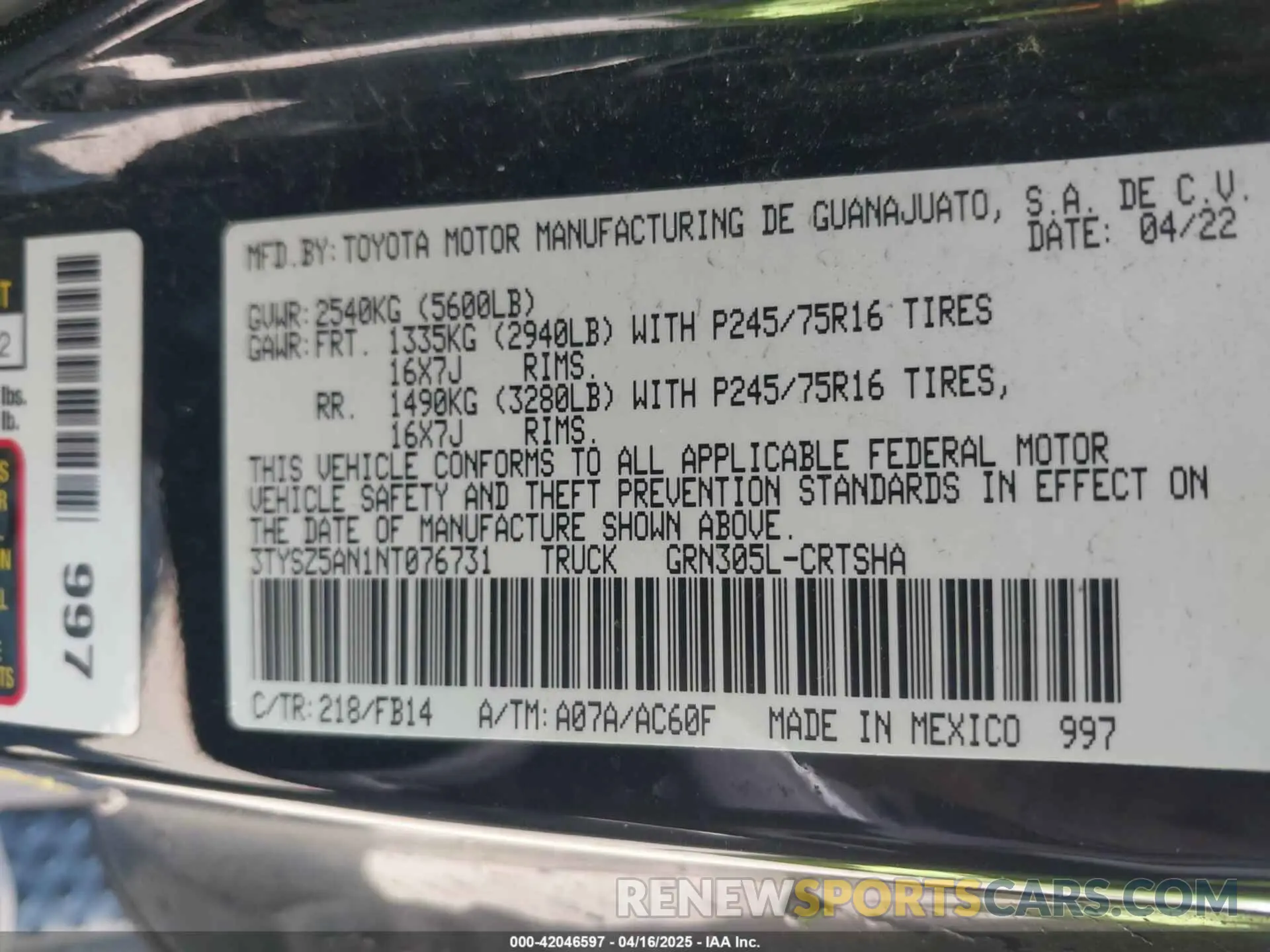 9 Photograph of a damaged car 3TYSZ5AN1NT076731 TOYOTA TACOMA 2022