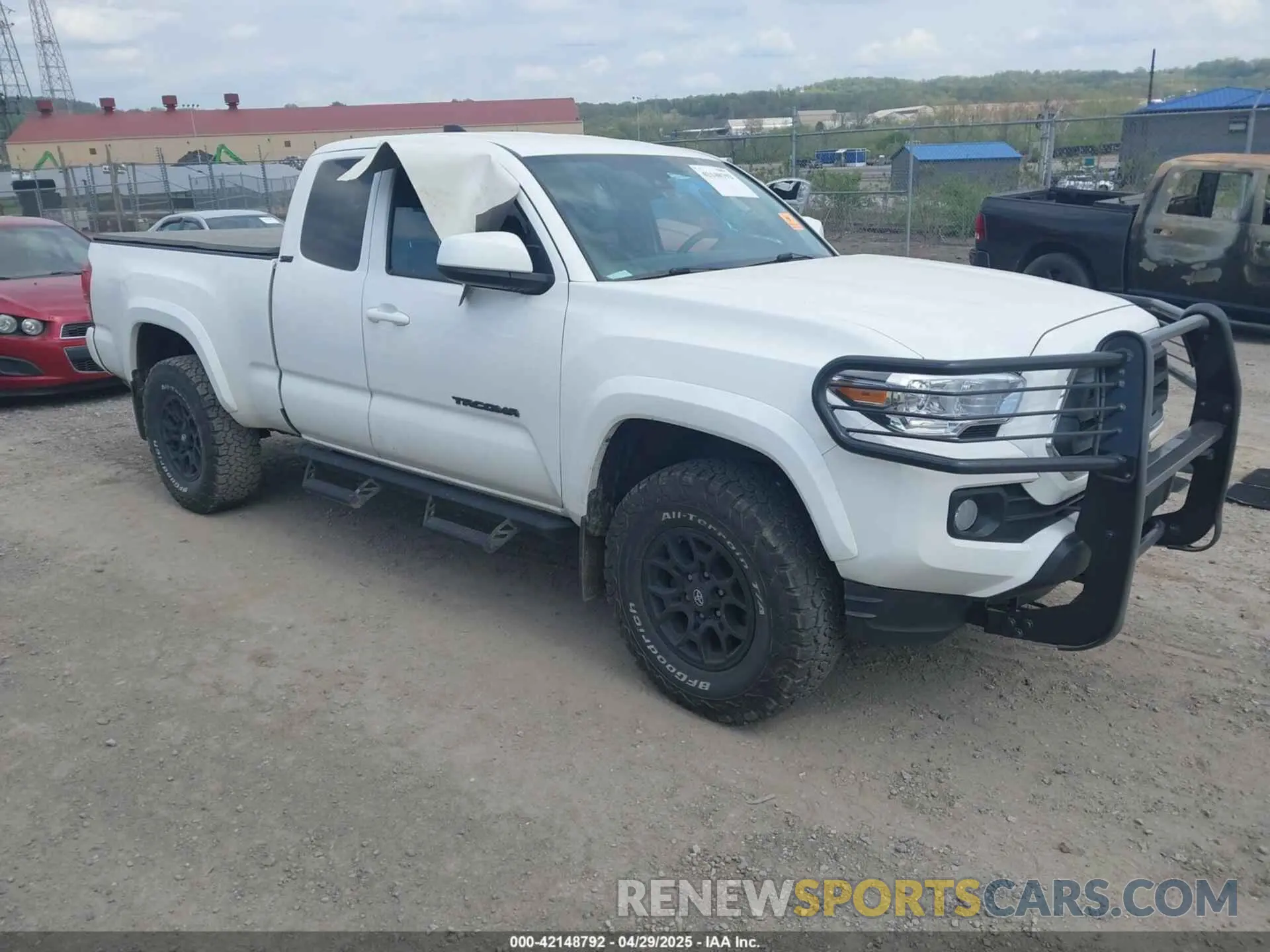 1 Photograph of a damaged car 3TYSZ5AN1NT092590 TOYOTA TACOMA 2022