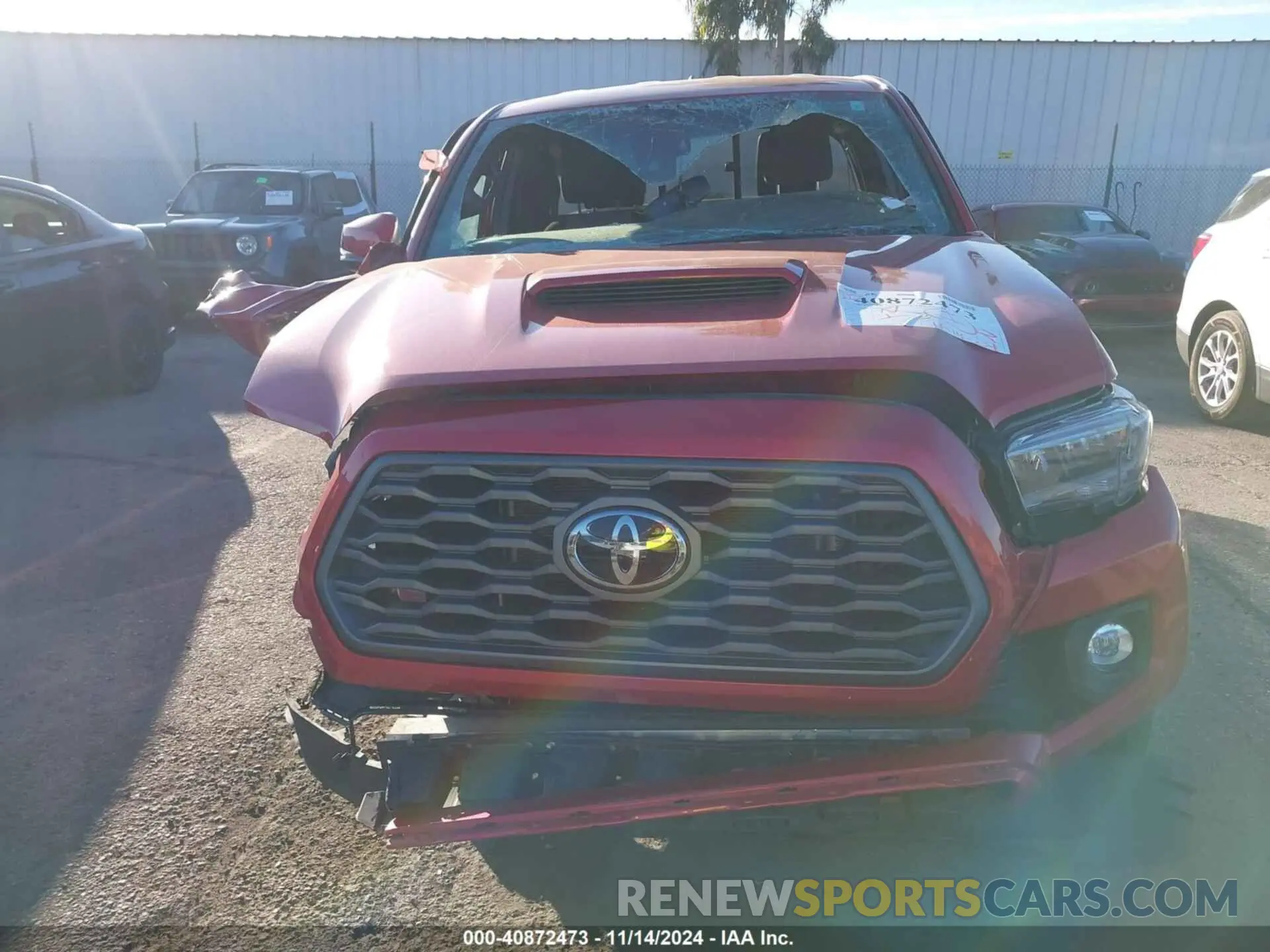 12 Photograph of a damaged car 3TYSZ5AN2NT074373 TOYOTA TACOMA 2022