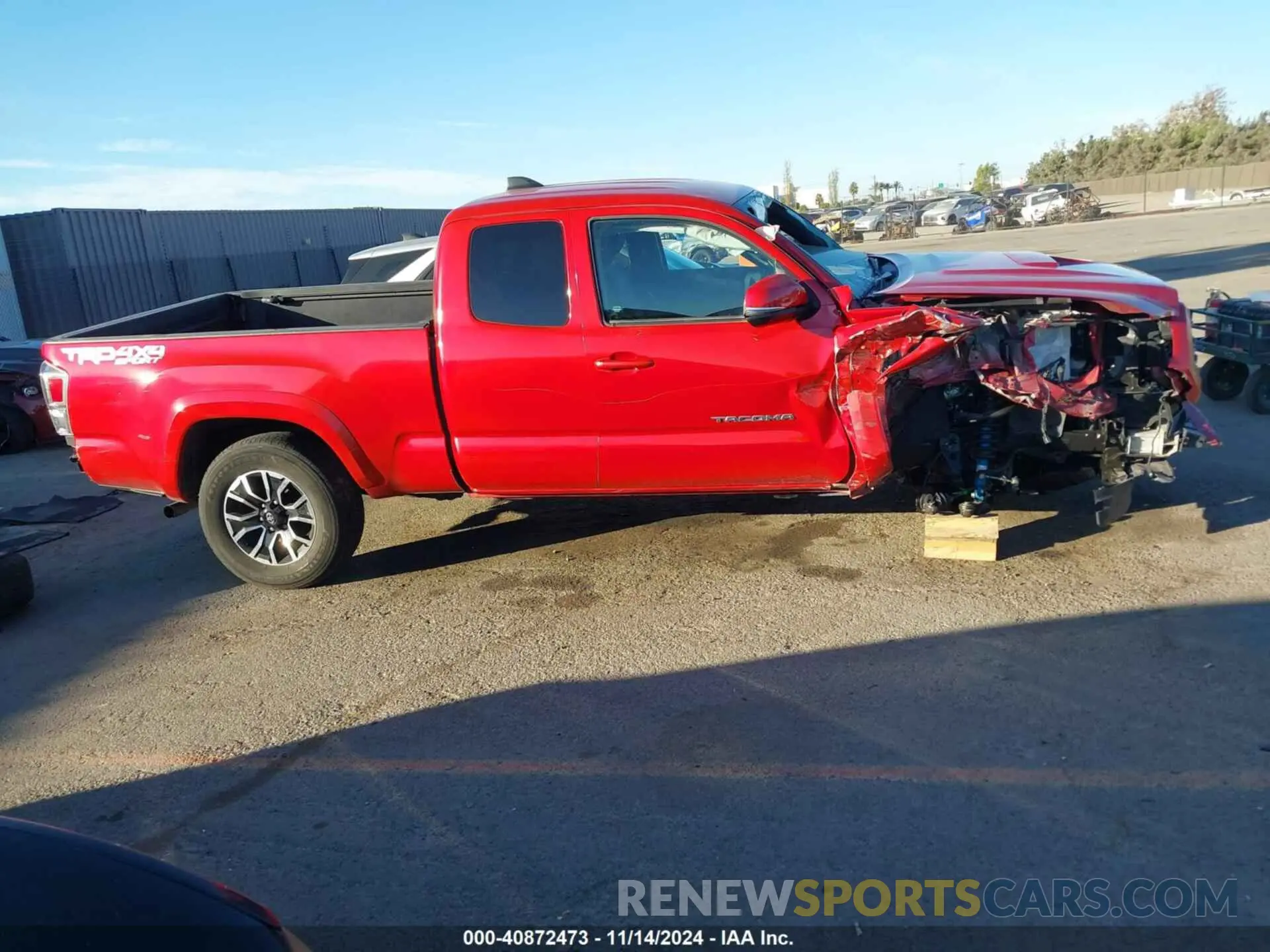 13 Photograph of a damaged car 3TYSZ5AN2NT074373 TOYOTA TACOMA 2022