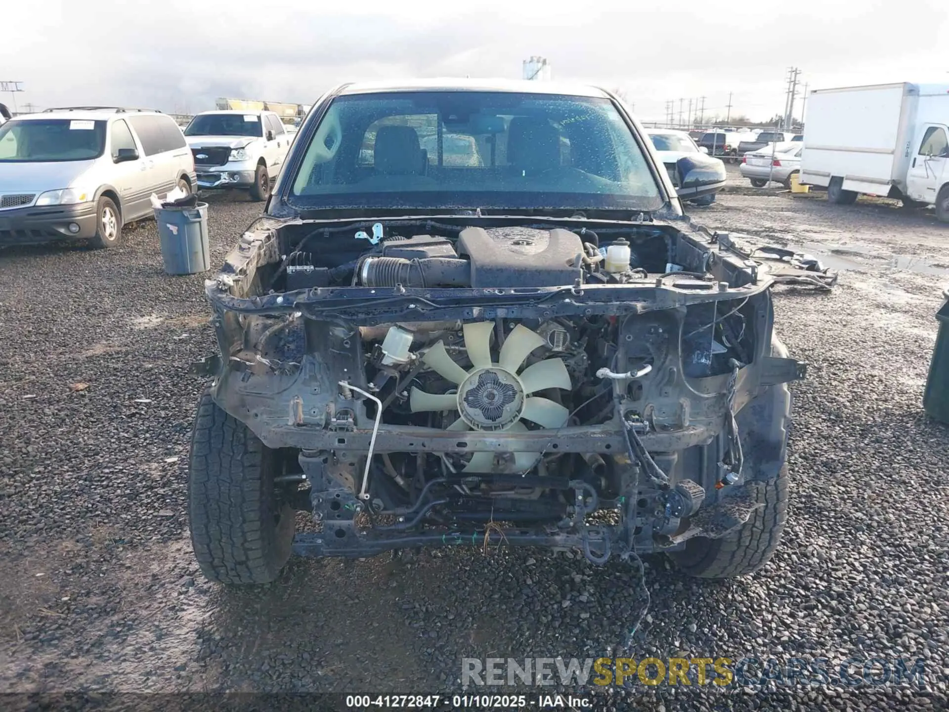 13 Photograph of a damaged car 3TYSZ5AN3NT076472 TOYOTA TACOMA 2022