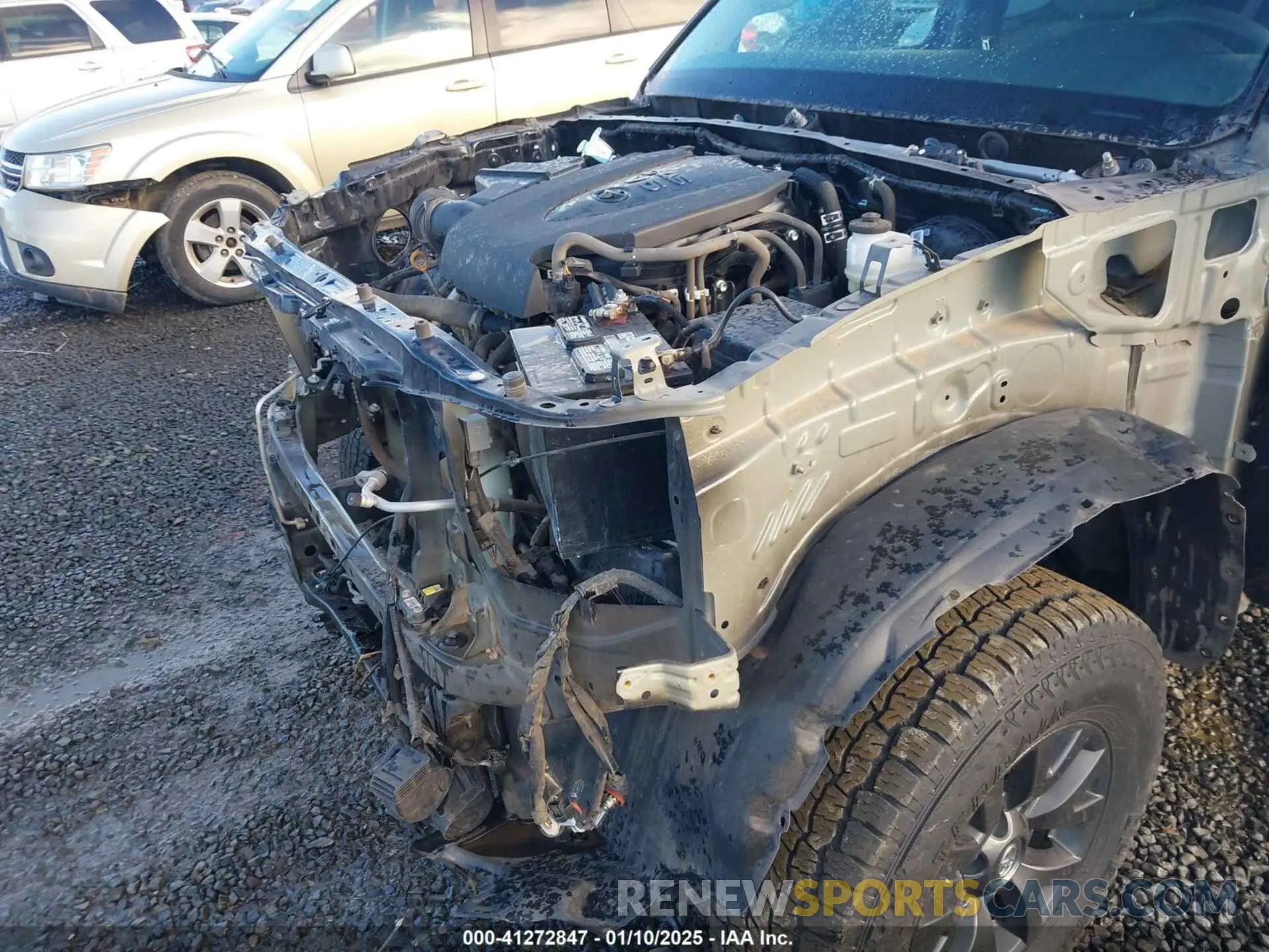 19 Photograph of a damaged car 3TYSZ5AN3NT076472 TOYOTA TACOMA 2022