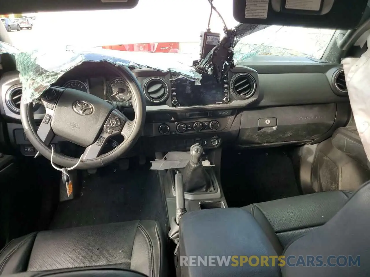 8 Photograph of a damaged car 3TYSZ5AN7NT059464 TOYOTA TACOMA 2022