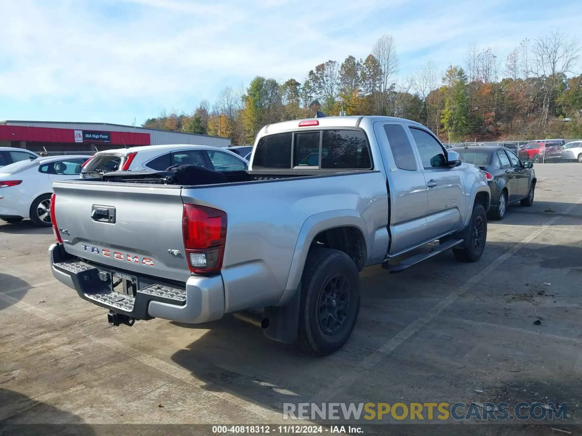 4 Photograph of a damaged car 3TYSZ5ANXNT089302 TOYOTA TACOMA 2022
