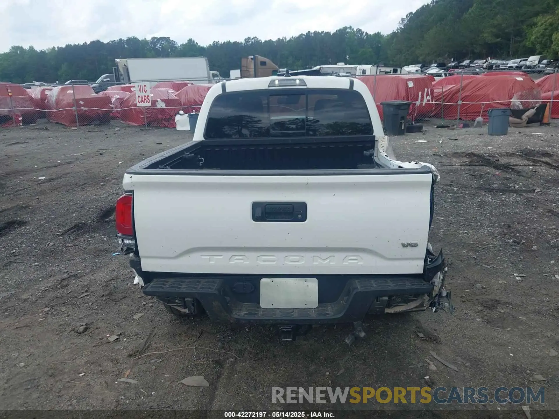 15 Photograph of a damaged car 3TMAZ5CN0PM208031 TOYOTA TACOMA 2023