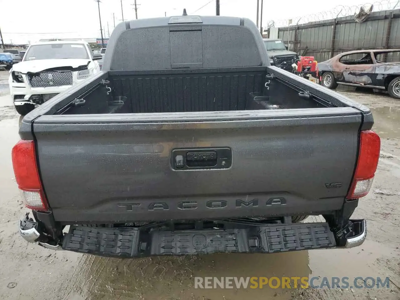 6 Photograph of a damaged car 3TMAZ5CN0PM210118 TOYOTA TACOMA 2023