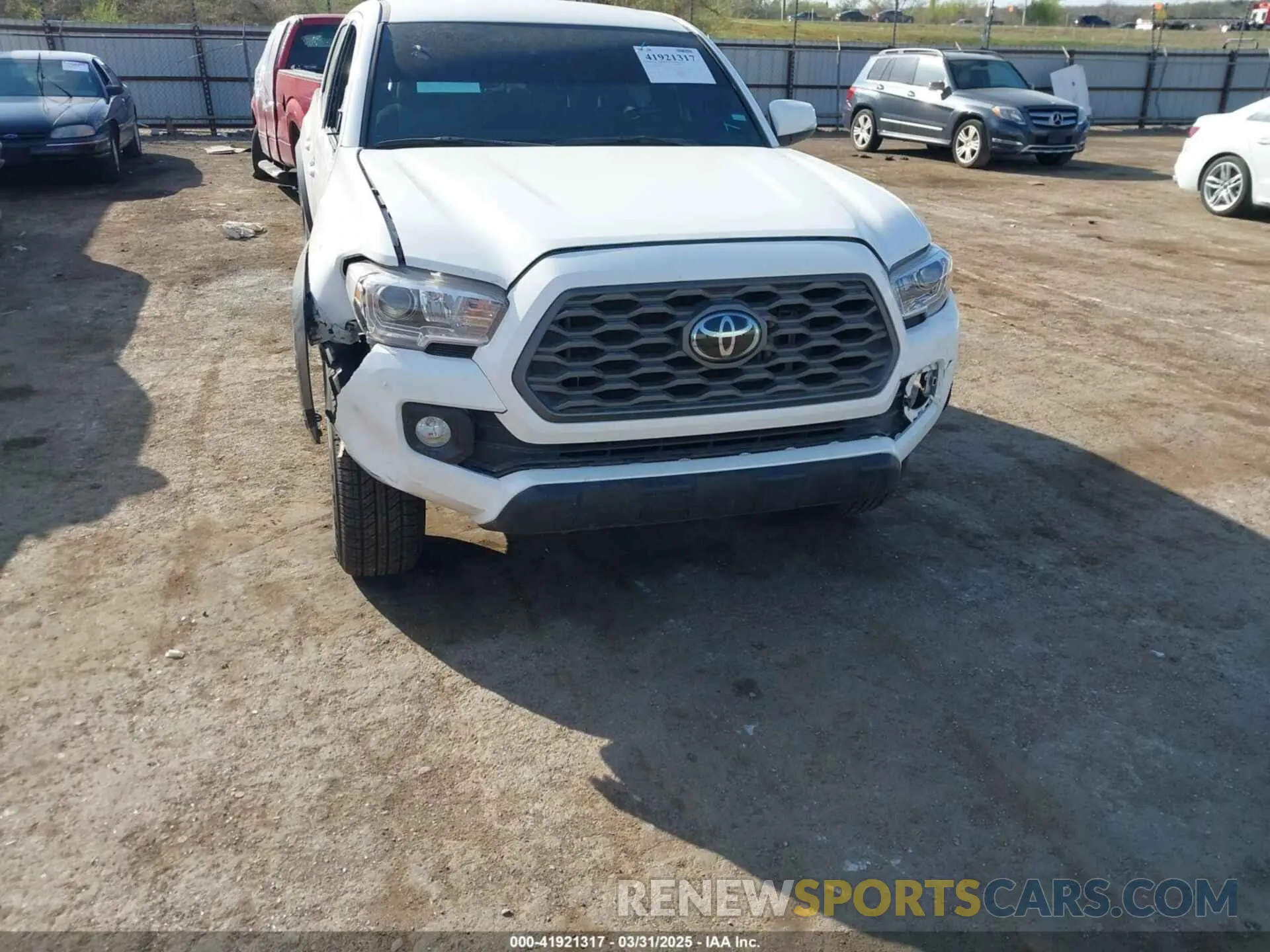 6 Photograph of a damaged car 3TMAZ5CN0PM211463 TOYOTA TACOMA 2023