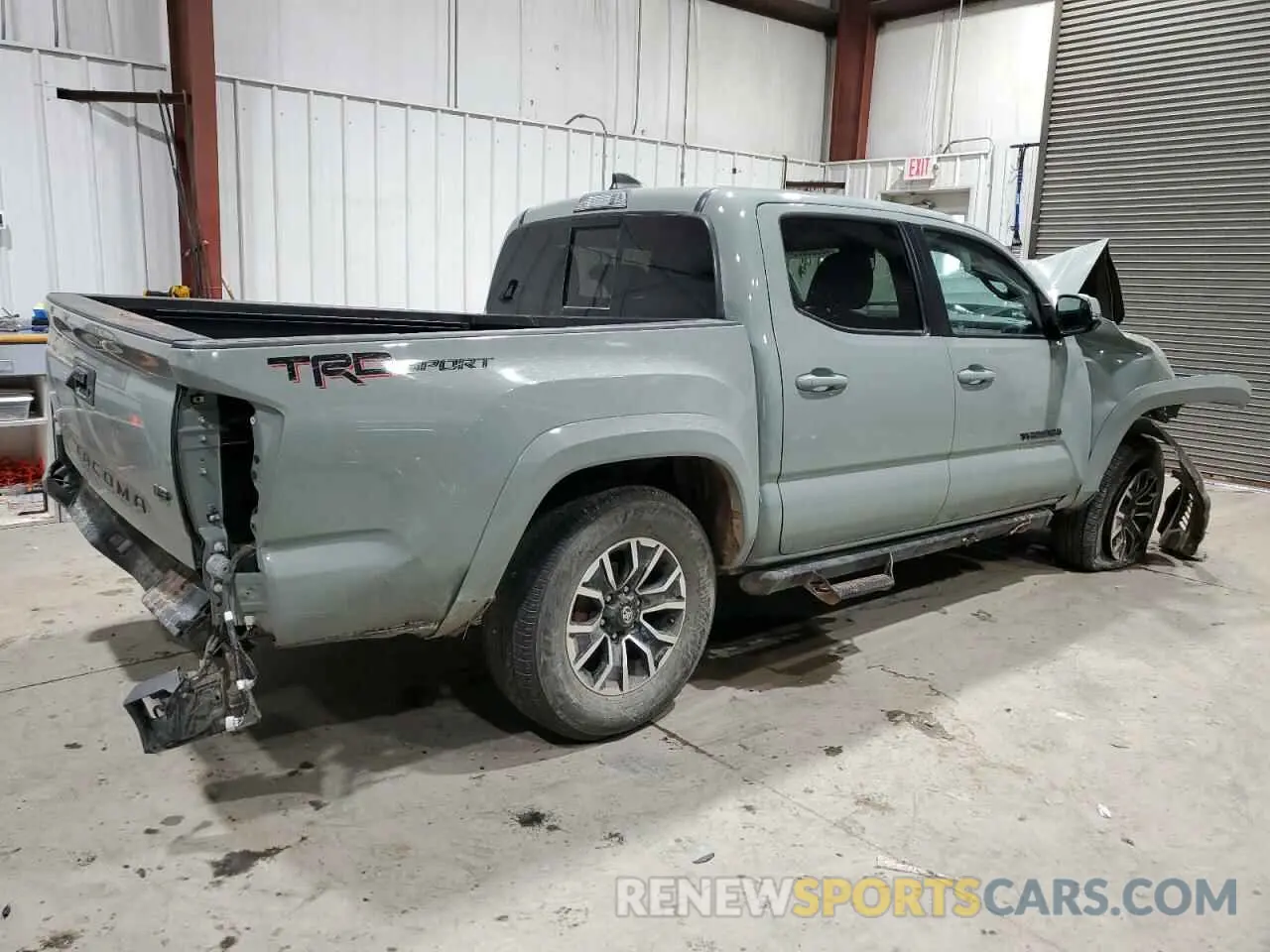 3 Photograph of a damaged car 3TMAZ5CN1PM204618 TOYOTA TACOMA 2023