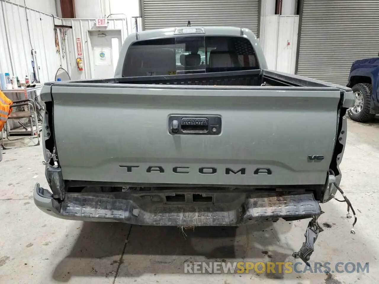 6 Photograph of a damaged car 3TMAZ5CN1PM204618 TOYOTA TACOMA 2023