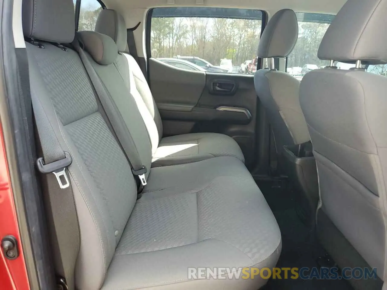 10 Photograph of a damaged car 3TMAZ5CN1PM206837 TOYOTA TACOMA 2023
