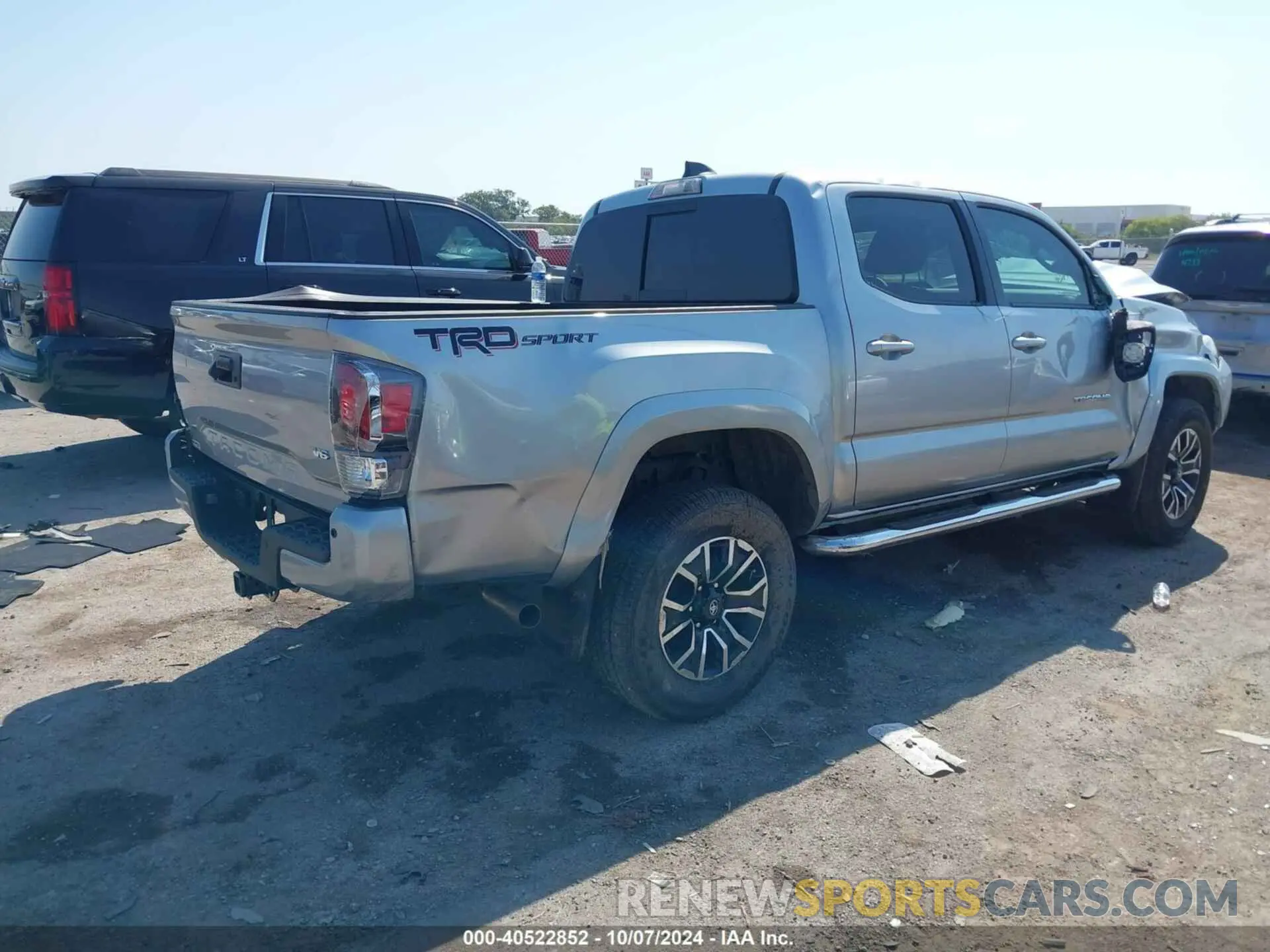 4 Photograph of a damaged car 3TMAZ5CN2PM218835 TOYOTA TACOMA 2023