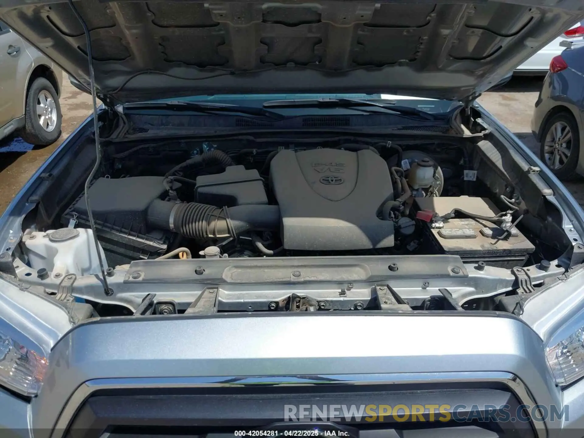 10 Photograph of a damaged car 3TMAZ5CN3PM207519 TOYOTA TACOMA 2023