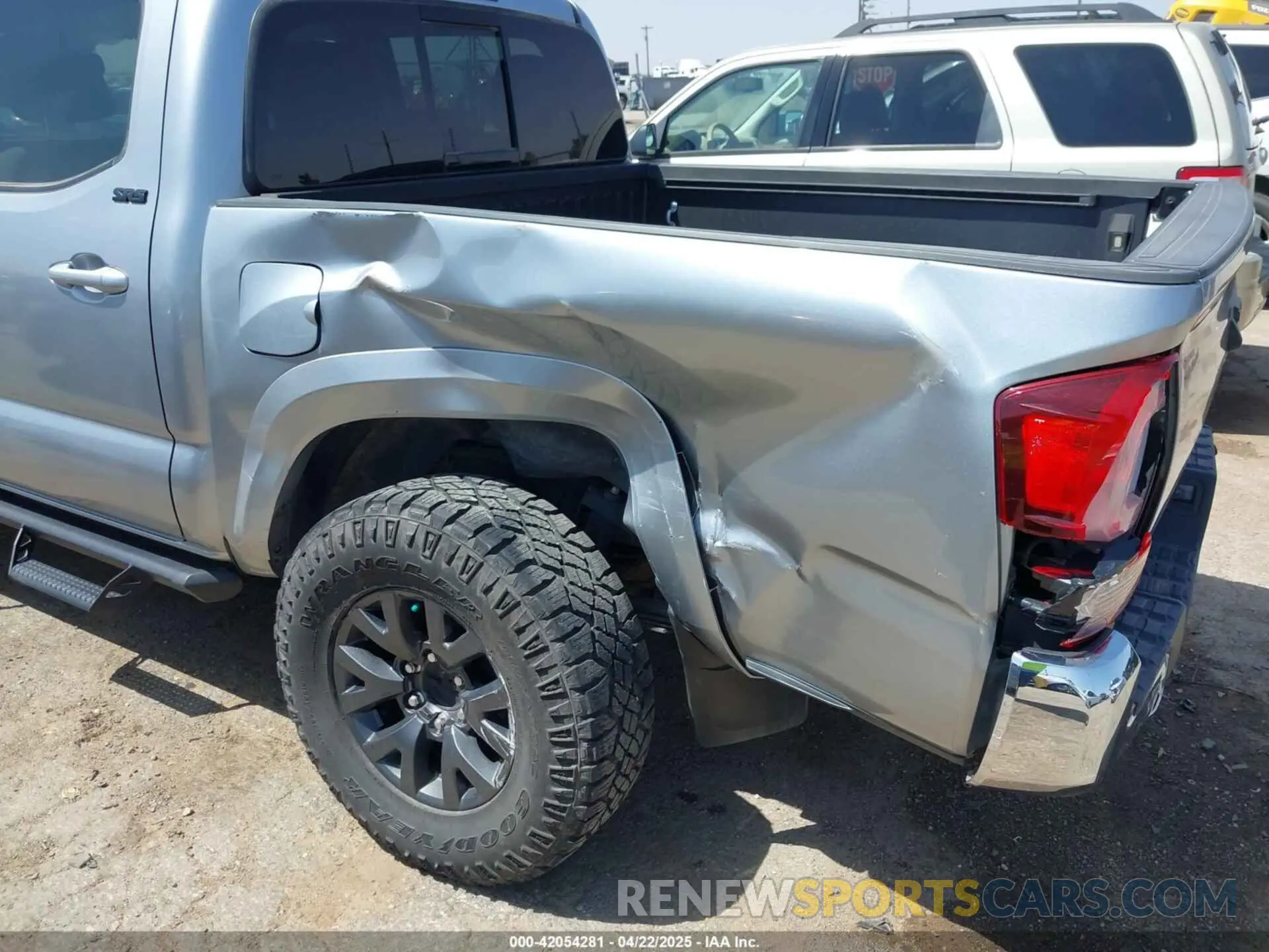 17 Photograph of a damaged car 3TMAZ5CN3PM207519 TOYOTA TACOMA 2023