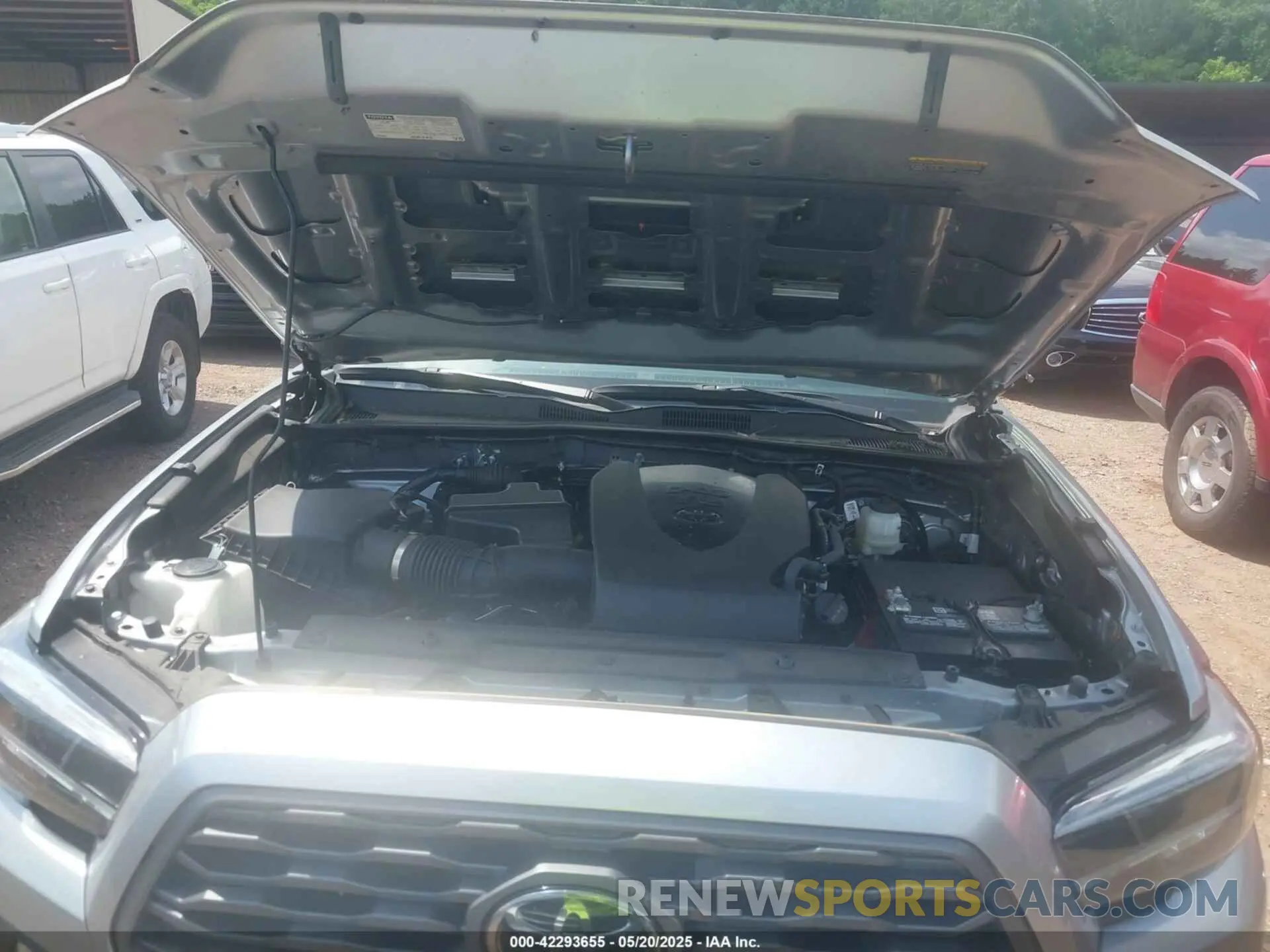 10 Photograph of a damaged car 3TMAZ5CN5PM204251 TOYOTA TACOMA 2023