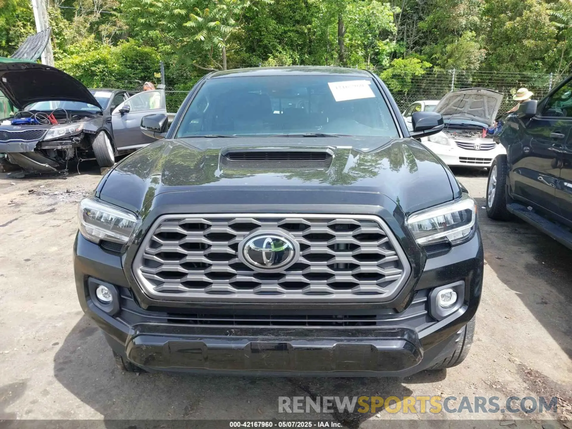 12 Photograph of a damaged car 3TMAZ5CN6PM197987 TOYOTA TACOMA 2023