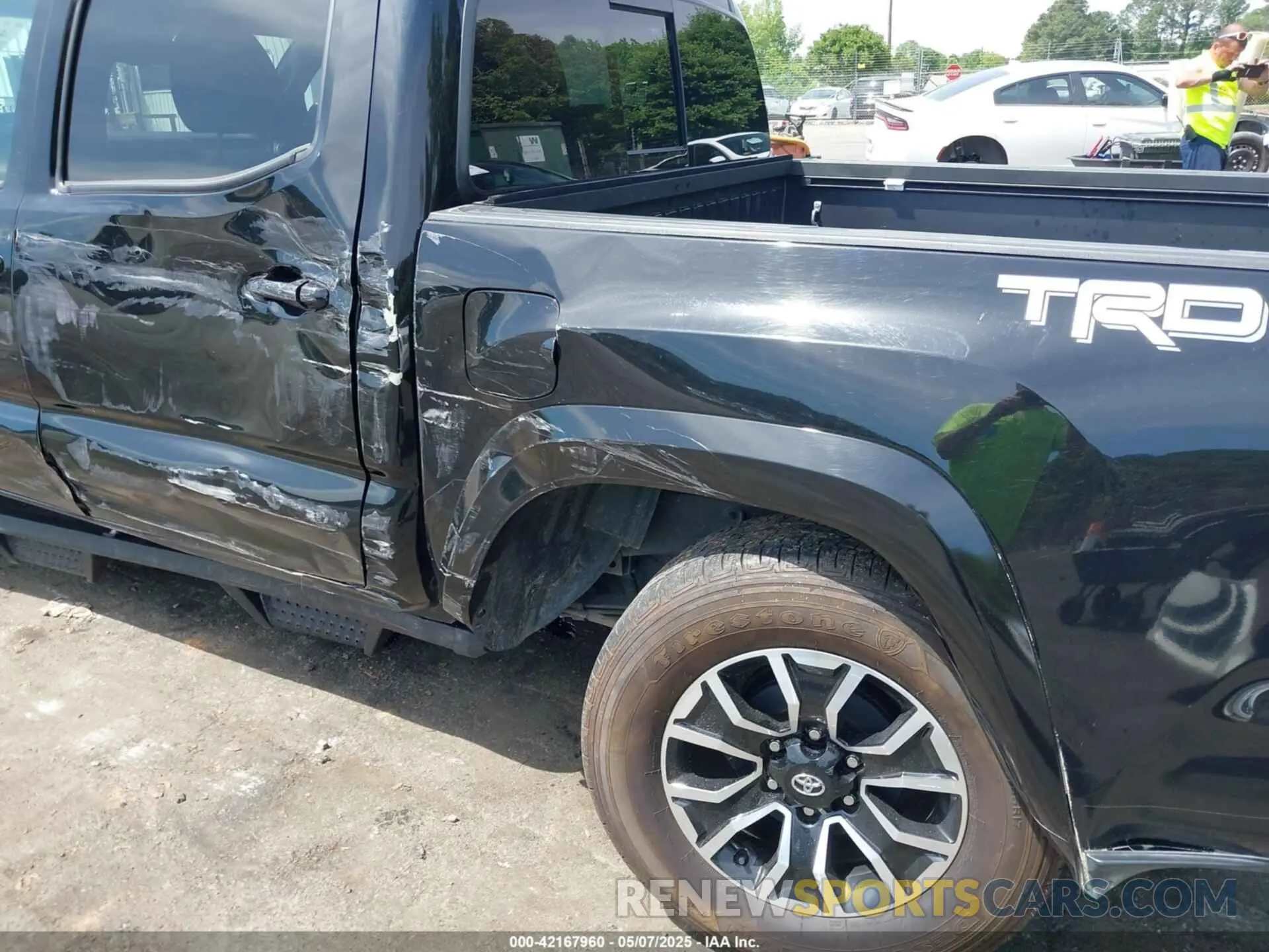 17 Photograph of a damaged car 3TMAZ5CN6PM197987 TOYOTA TACOMA 2023