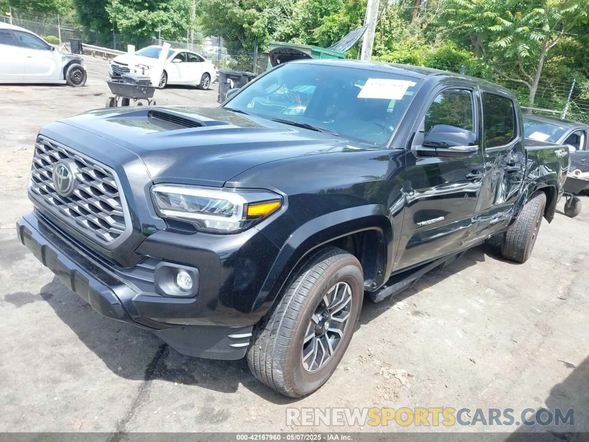2 Photograph of a damaged car 3TMAZ5CN6PM197987 TOYOTA TACOMA 2023