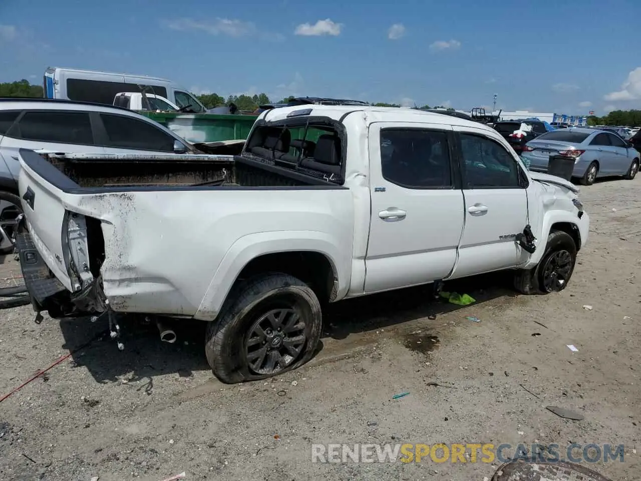 3 Photograph of a damaged car 3TMAZ5CN6PM215064 TOYOTA TACOMA 2023