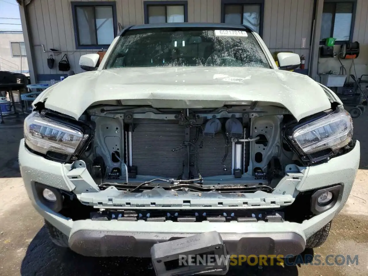 5 Photograph of a damaged car 3TMAZ5CN6PM215159 TOYOTA TACOMA 2023