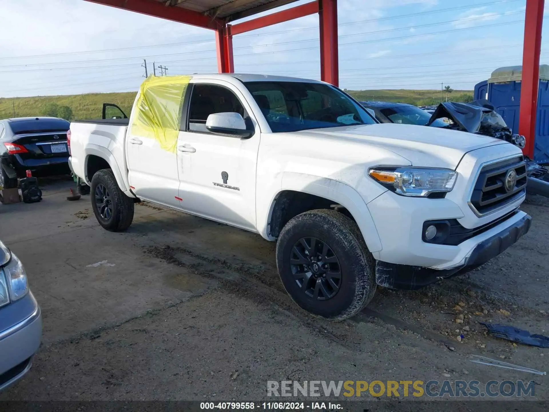 1 Photograph of a damaged car 3TMAZ5CN7PM218023 TOYOTA TACOMA 2023