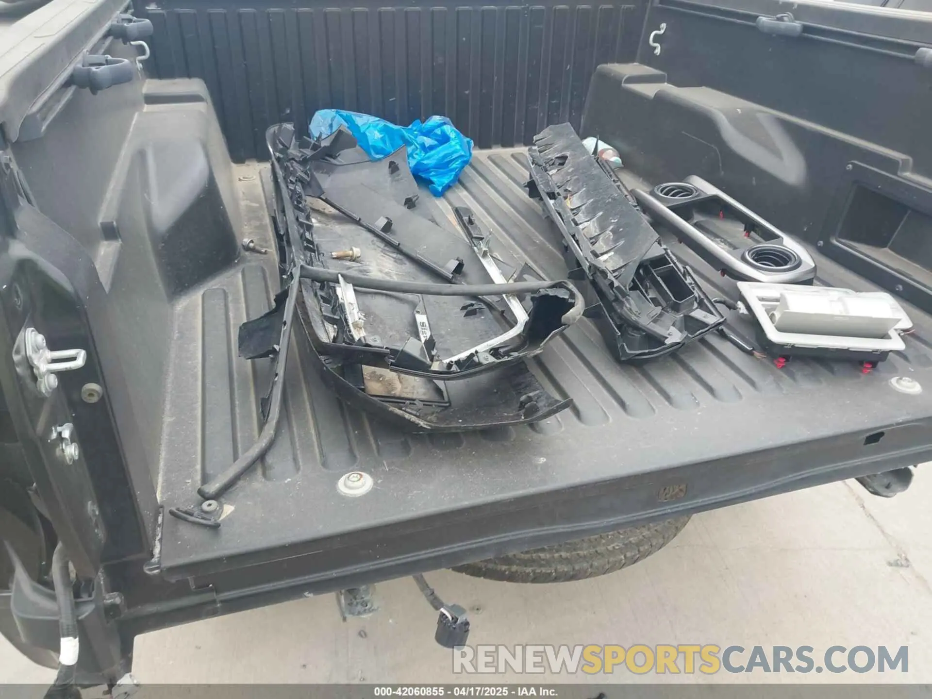 12 Photograph of a damaged car 3TMAZ5CN8PM201702 TOYOTA TACOMA 2023