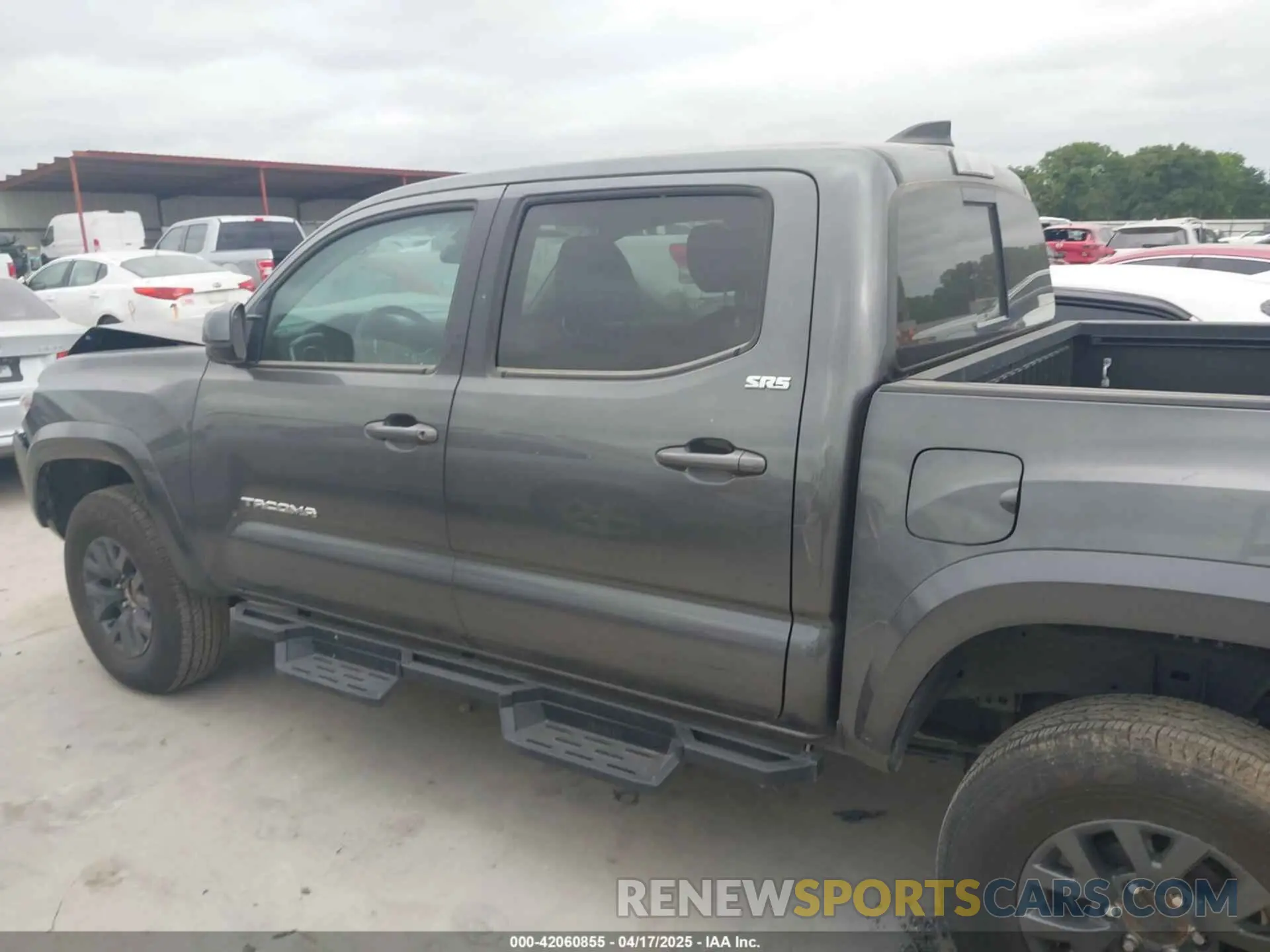 15 Photograph of a damaged car 3TMAZ5CN8PM201702 TOYOTA TACOMA 2023