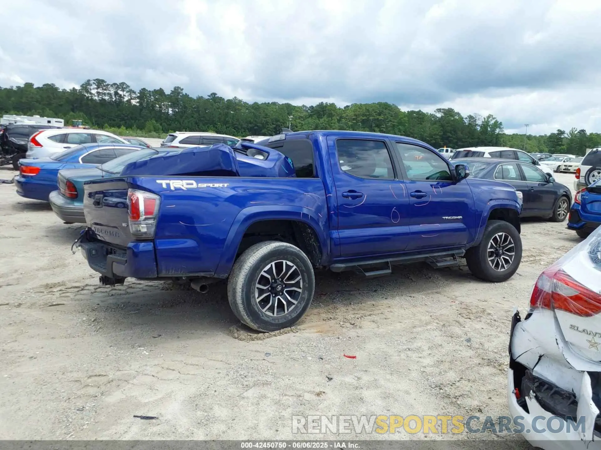 14 Photograph of a damaged car 3TMAZ5CN8PM204969 TOYOTA TACOMA 2023
