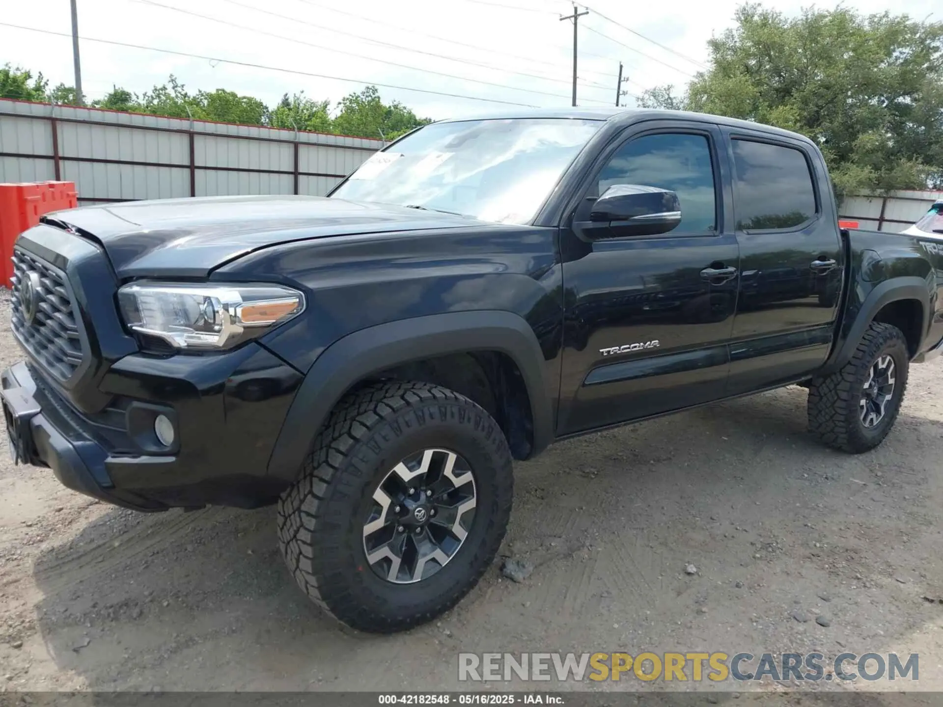 2 Photograph of a damaged car 3TMAZ5CN8PM214756 TOYOTA TACOMA 2023