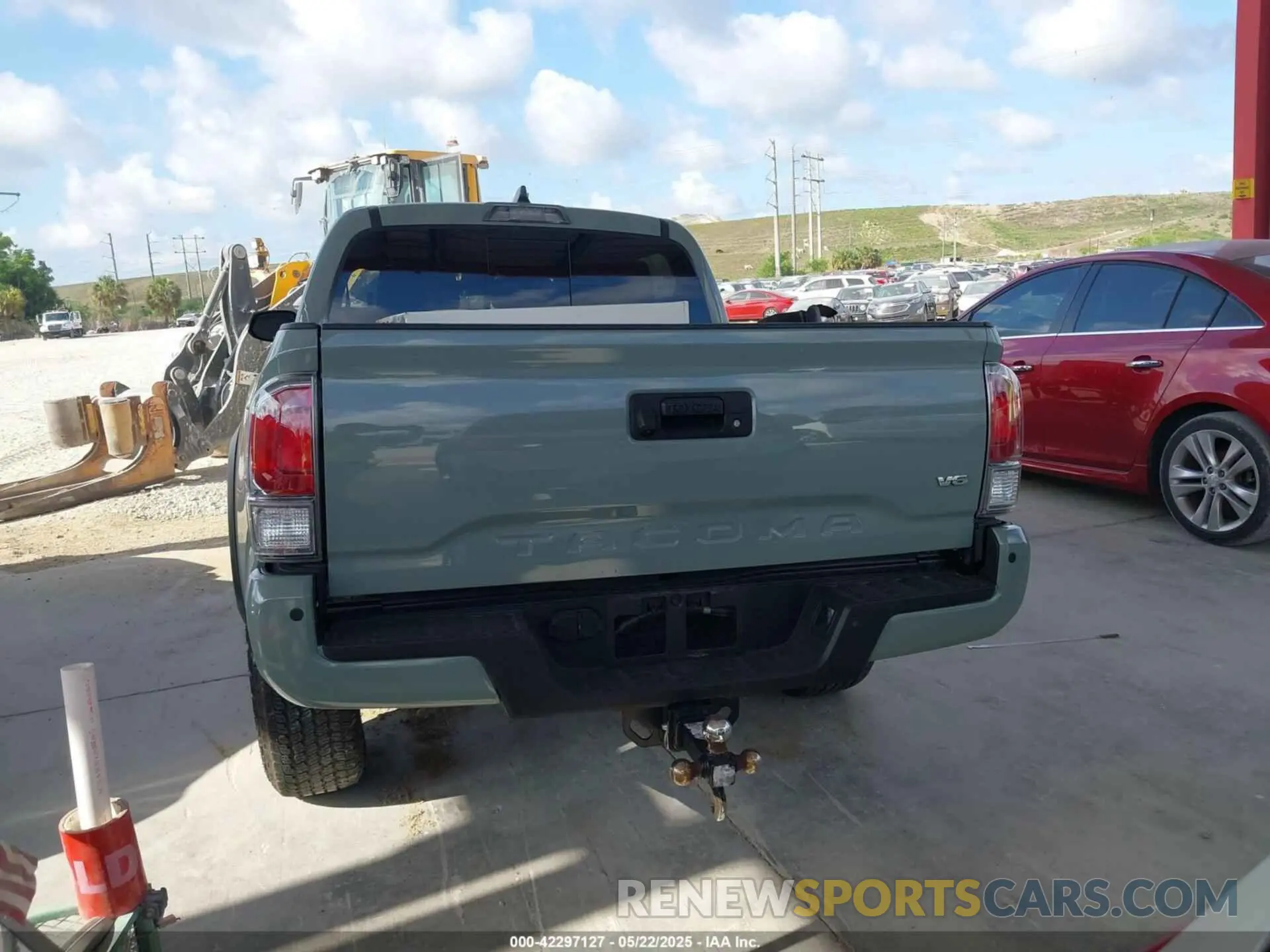 16 Photograph of a damaged car 3TMAZ5CN9PM208125 TOYOTA TACOMA 2023