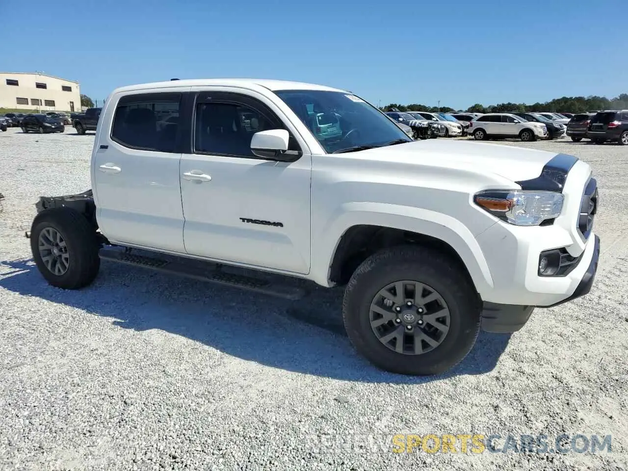4 Photograph of a damaged car 3TMAZ5CNXPM213706 TOYOTA TACOMA 2023